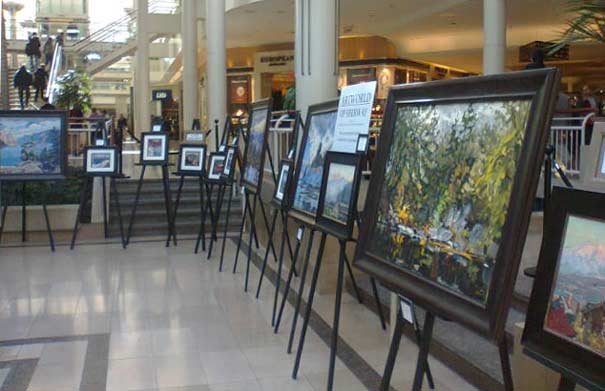 Black Modern Easels